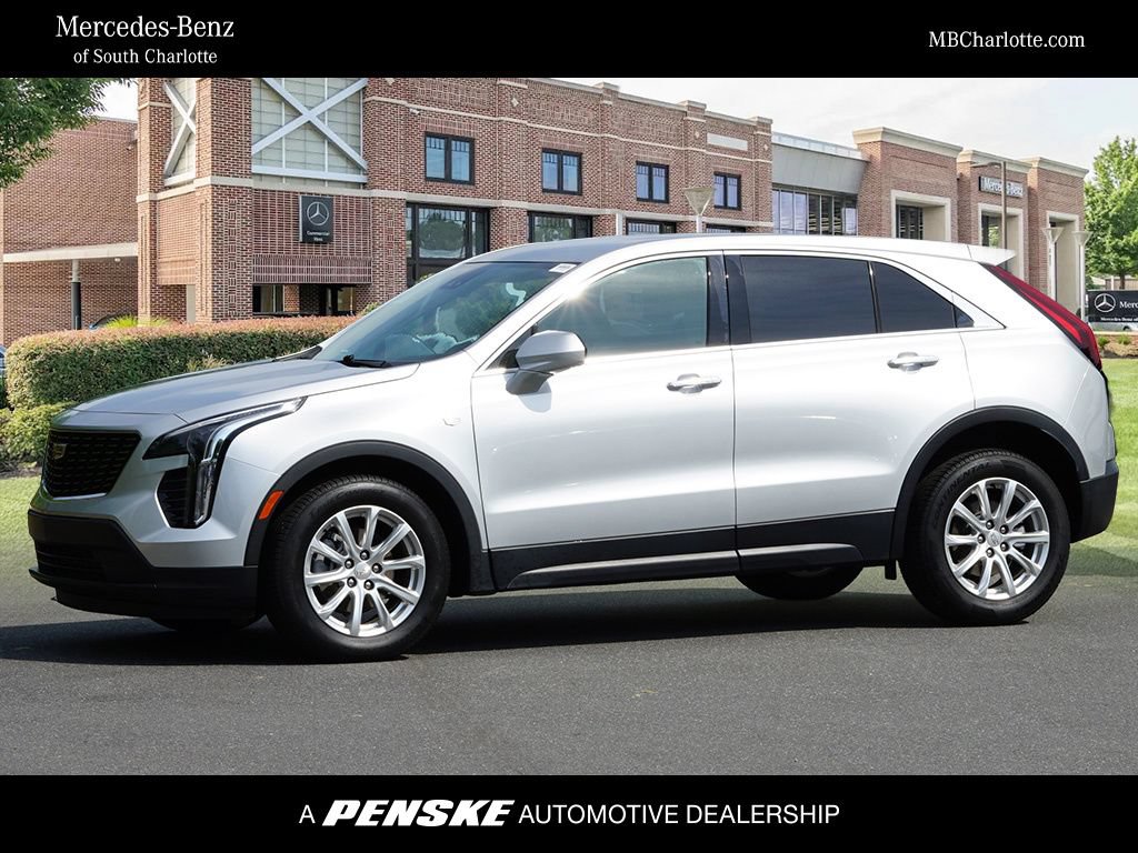 Used 2022 Cadillac XT4 Luxury w/ Cold Weather Package