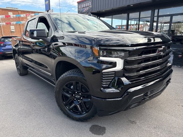 New 2026 Chevrolet Silverado 1500 High Country w/ Midnight Edition image 3