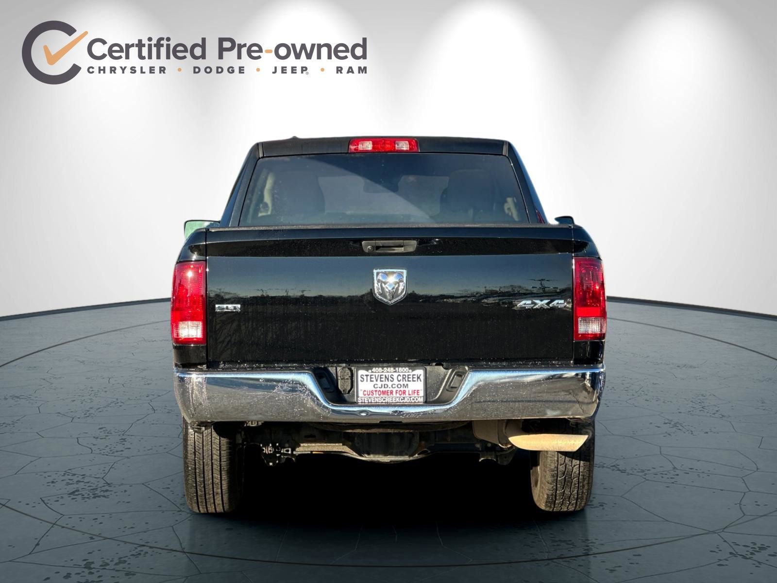 Used 2024 RAM 1500 Classic SLT image 5