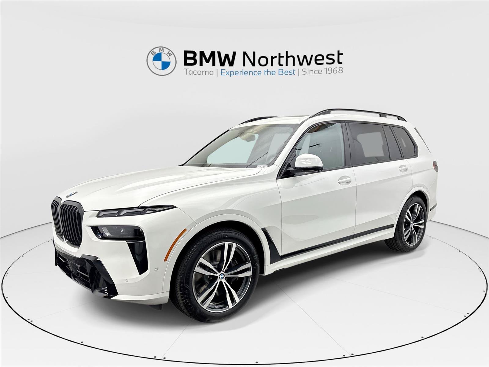 New 2027 BMW X7 xDrive40i w/ M Sport Package