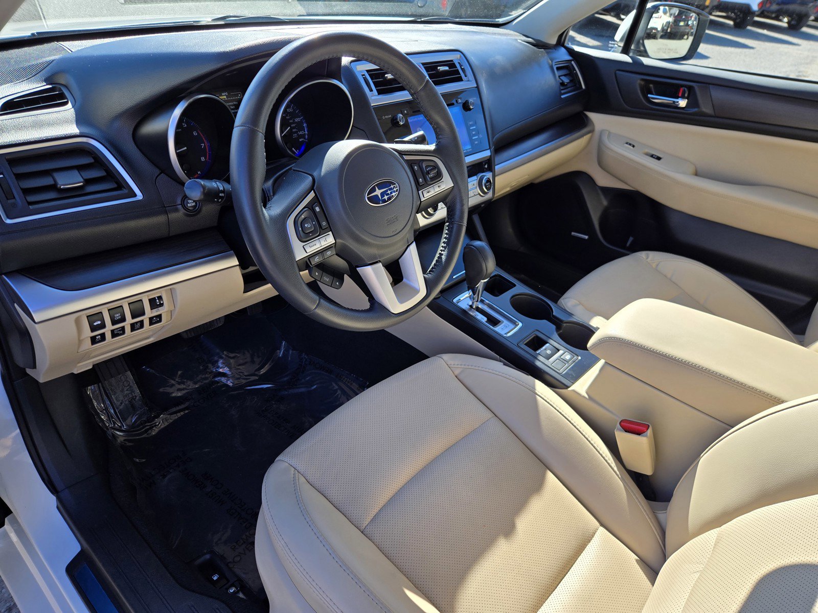 Used 2017 Subaru Legacy 2.5i Limited image 10