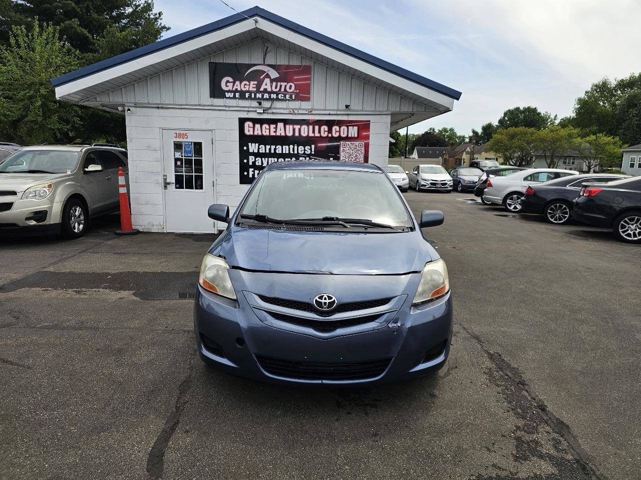 Used 2008 Toyota Yaris Sedan FWD image 2