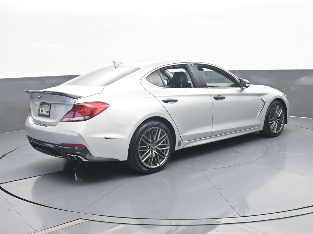Used 2019 Genesis G70 2.0T Advanced RWD image 6
