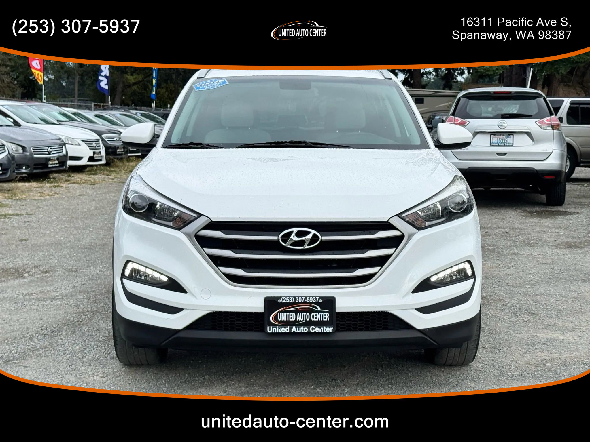 Used 2017 Hyundai Tucson SE image 2
