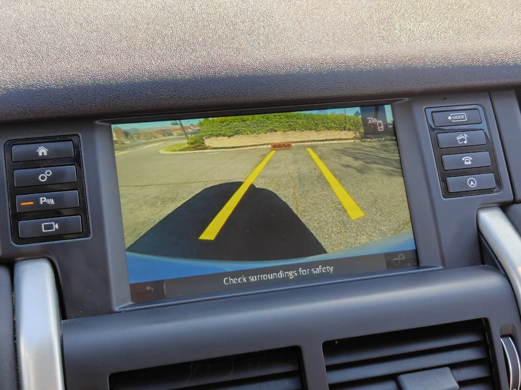 Used 2019 Land Rover Discovery Sport HSE AWD/4WD image 30