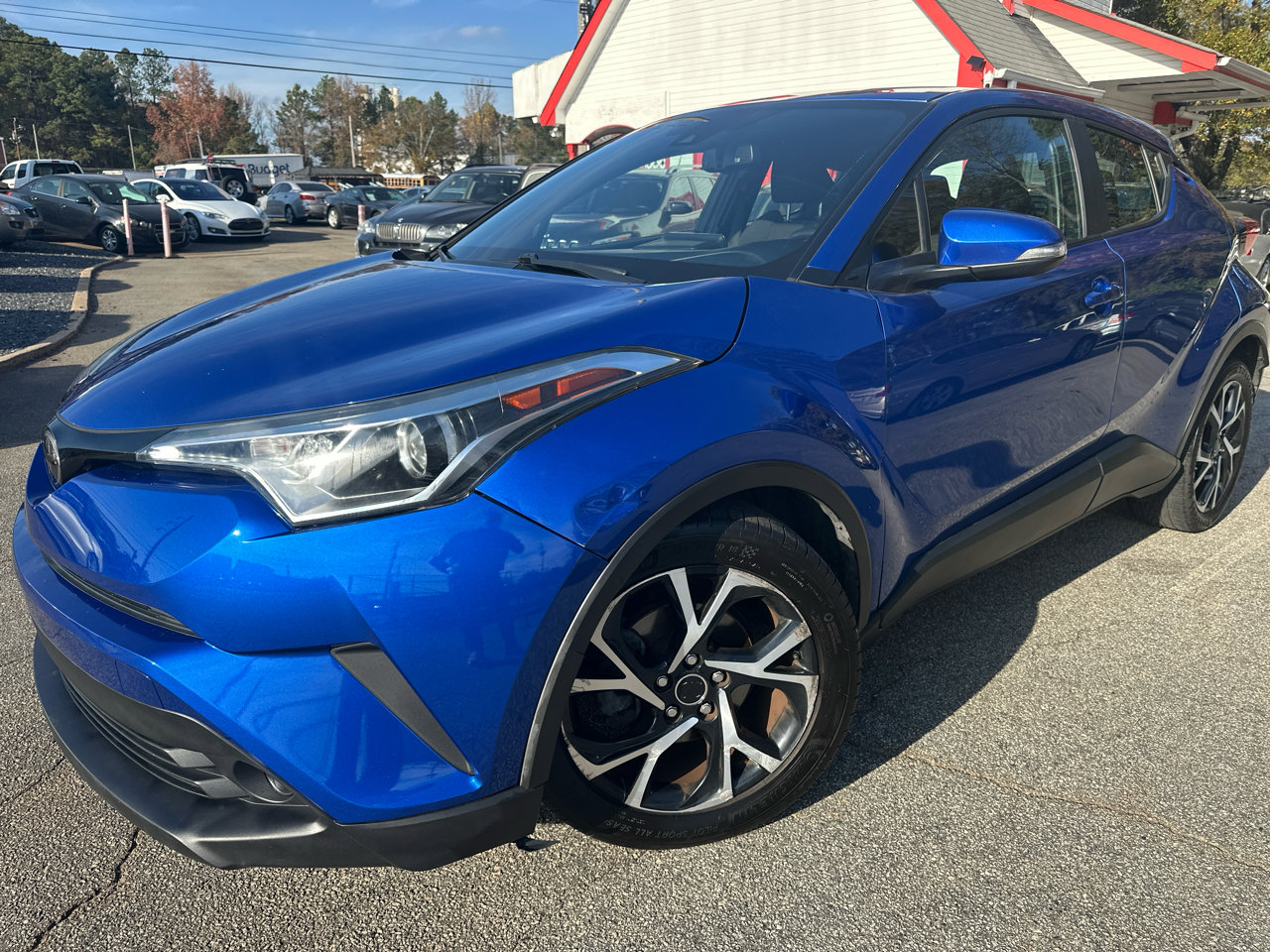 Used 2018 Toyota C-HR XLE image 7