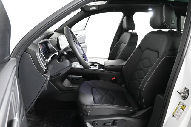 New 2026 Volkswagen Atlas Cross Sport SE image 21