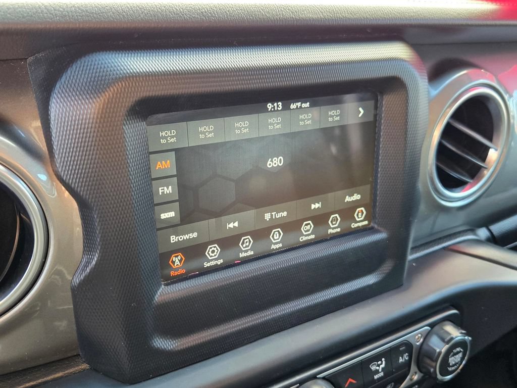 Used 2019 Jeep Wrangler Unlimited Sahara w/ Safety Group AWD/4WD image 20