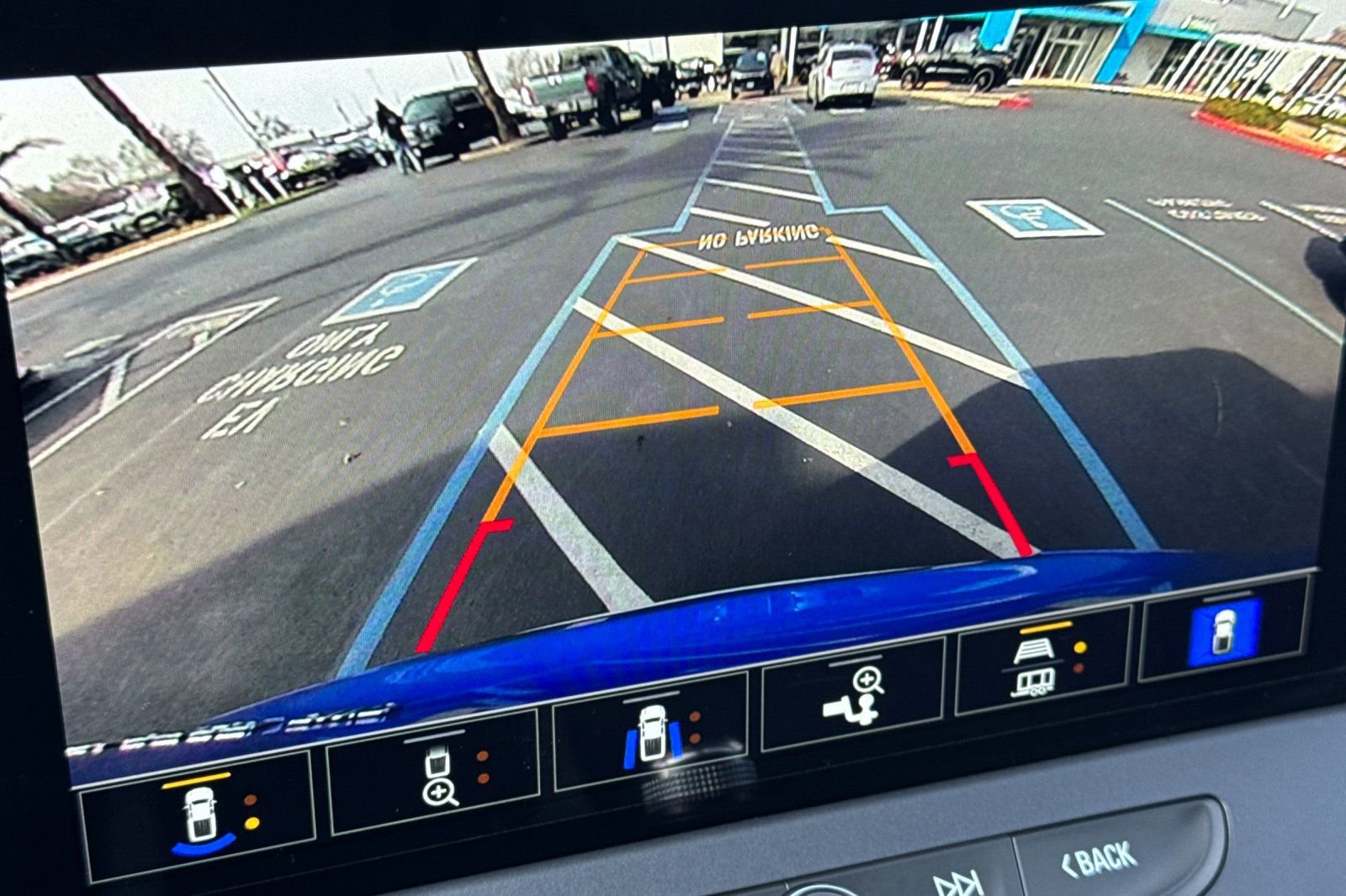 Certified 2025 Chevrolet Blazer LT w/ Sound & Technology Package image 23