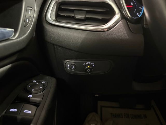 Used 2018 Chevrolet Equinox LT image 16