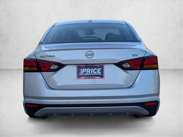 Used 2024 Nissan Altima 2.5 SV FWD image 7