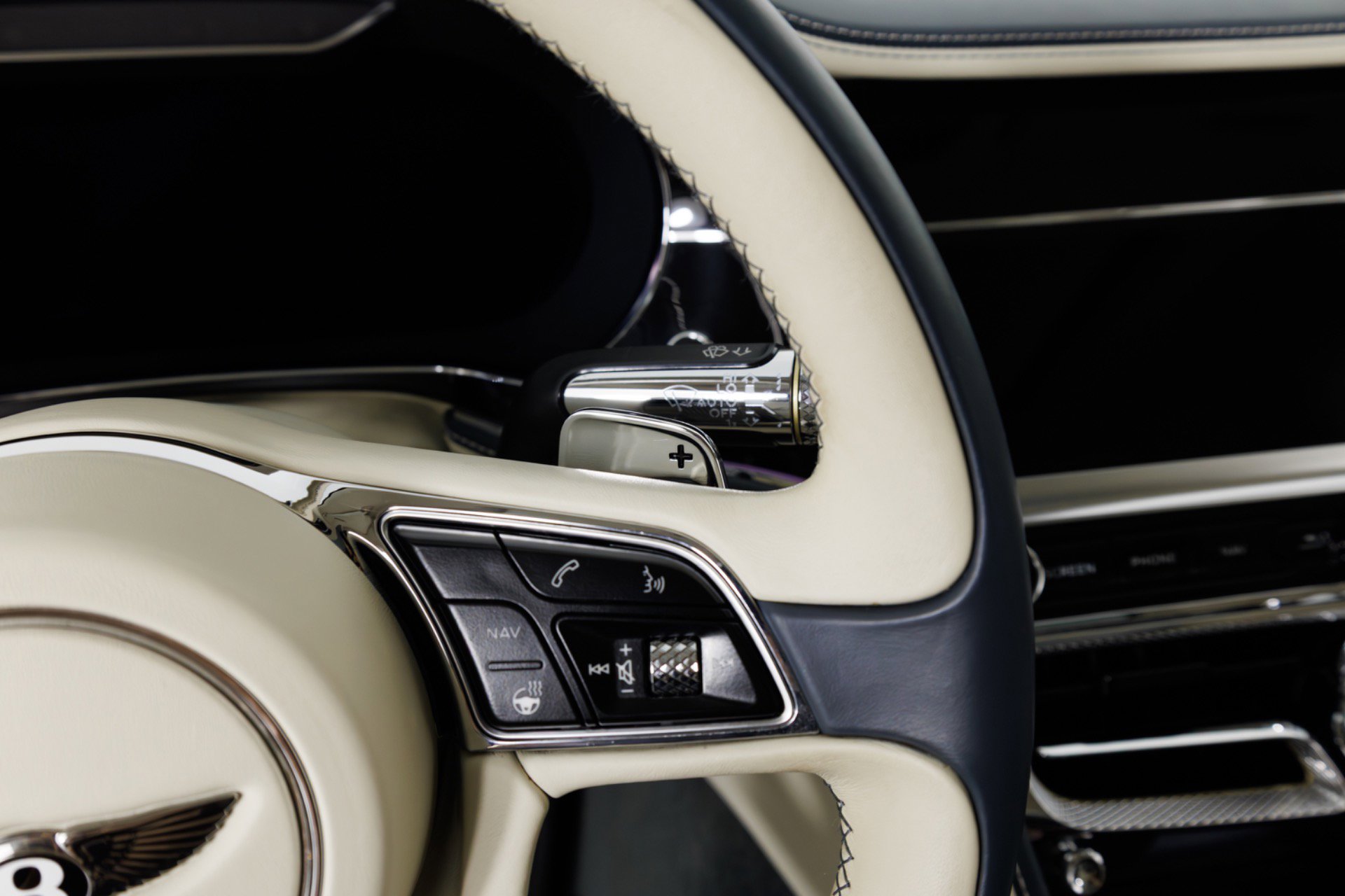 Used 2020 Bentley Flying Spur W12 AWD/4WD image 22