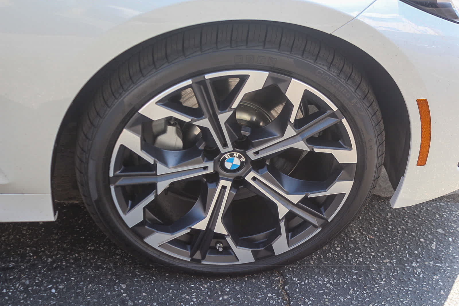 New 2026 BMW 330i Sedan w/ M Sport Package RWD image 9