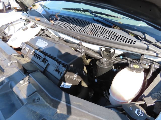 Used 2019 Chevrolet Express 2500 RWD image 32
