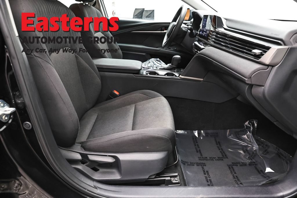 Used 2025 Toyota Camry LE FWD image 23