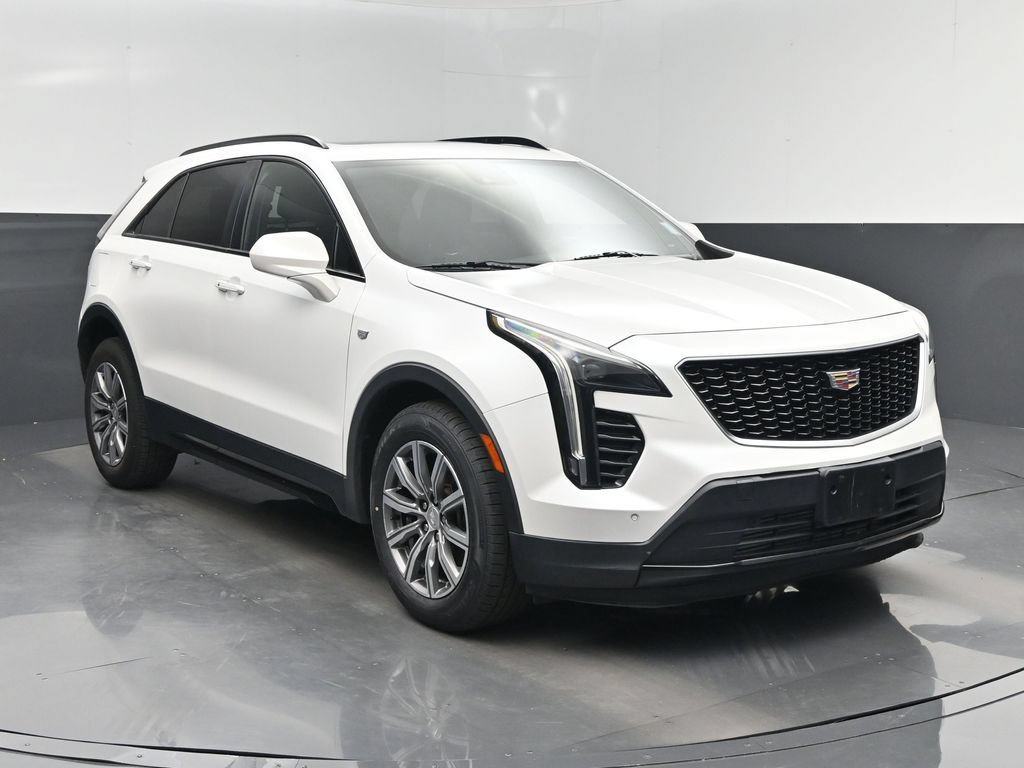 Used 2019 Cadillac XT4 Sport w/ Cold Weather Package FWD image 8