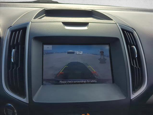 Used 2020 Ford Edge SEL image 13