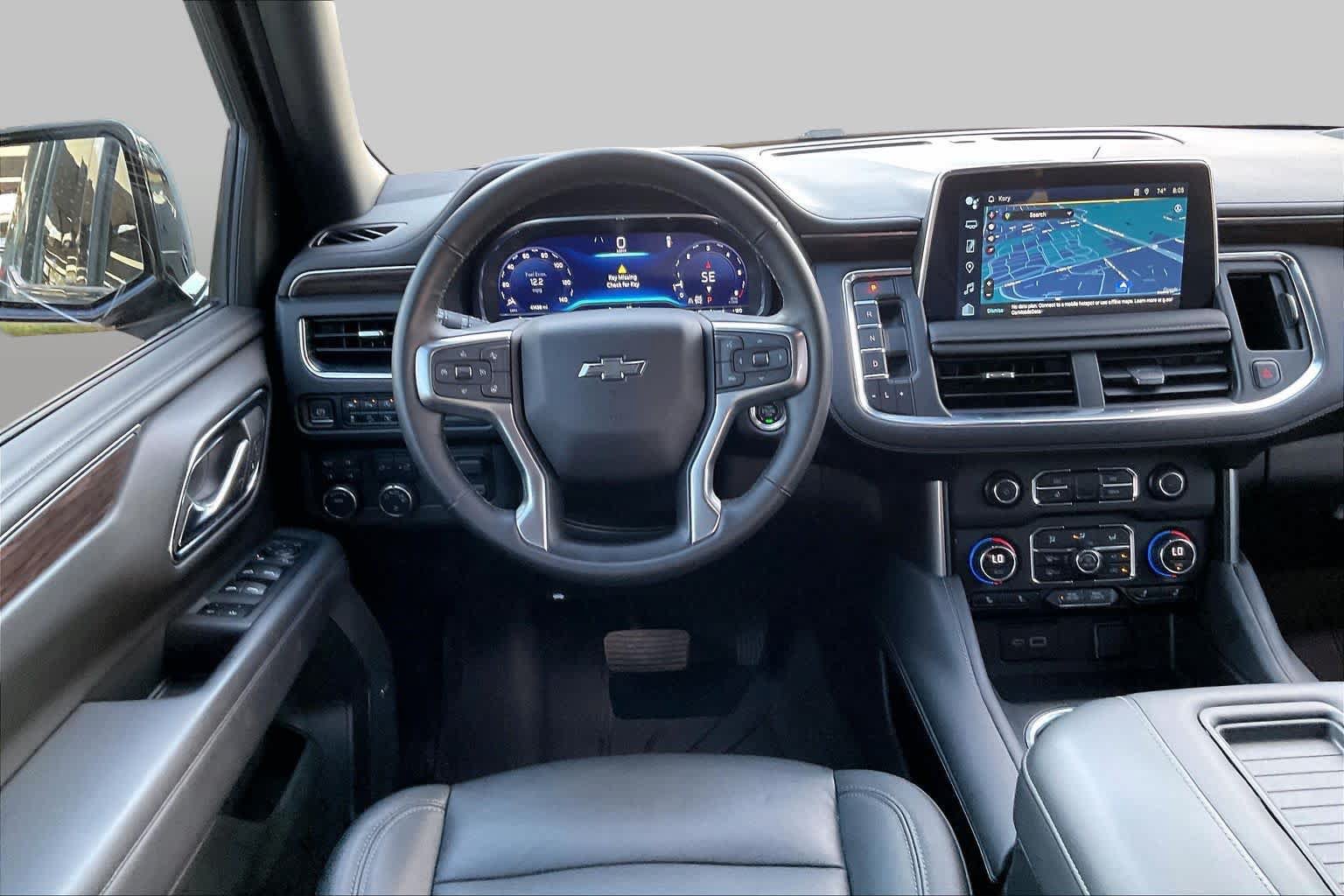 Used 2024 Chevrolet Tahoe Z71 w/ Luxury Package AWD/4WD image 7