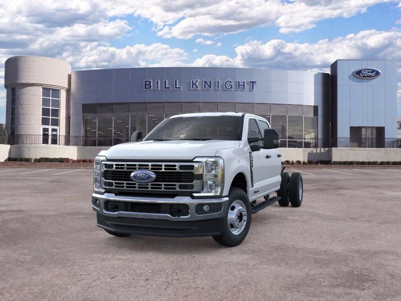 New 2026 Ford F350 XL w/ XL Chrome Package AWD/4WD image 3