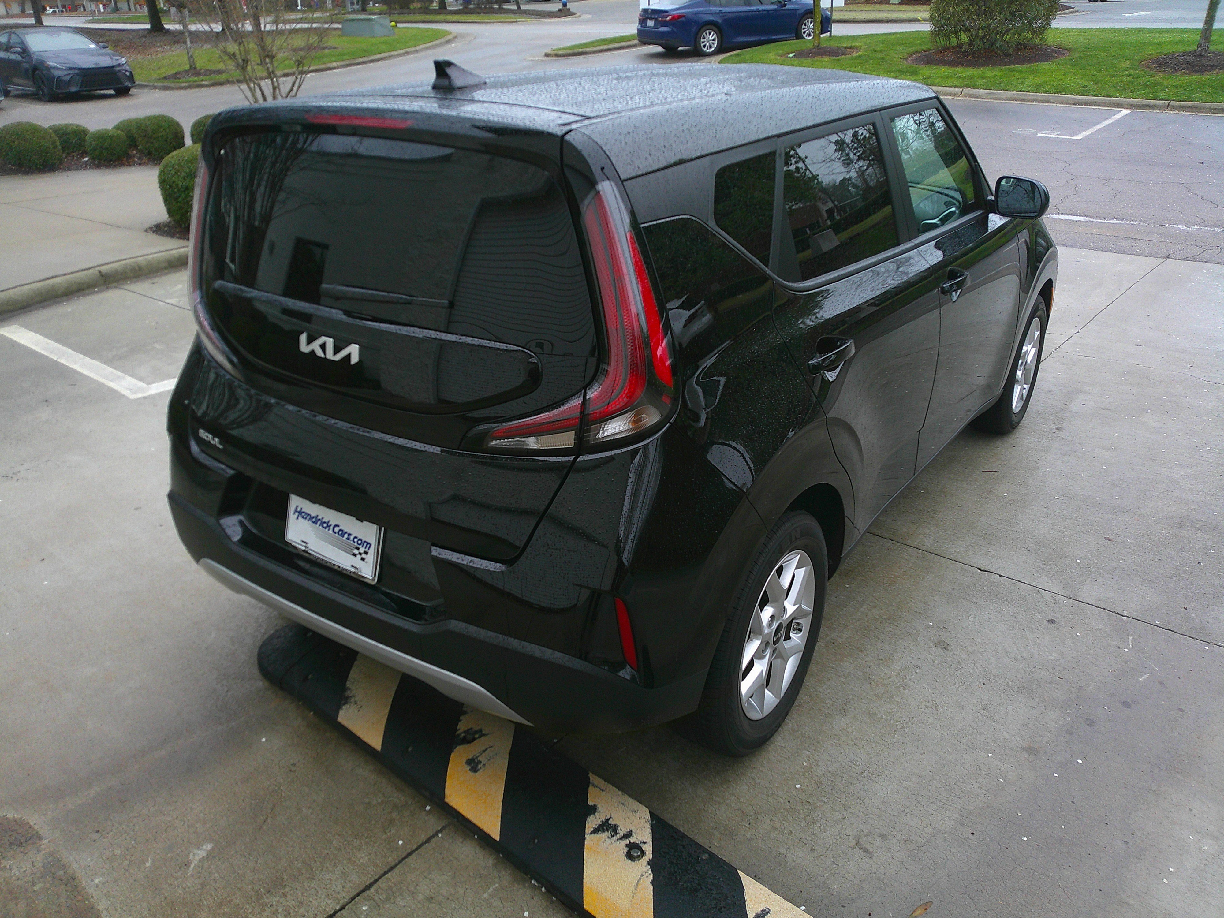 Used 2025 Kia Soul LX w/ LX Technology Package image 15