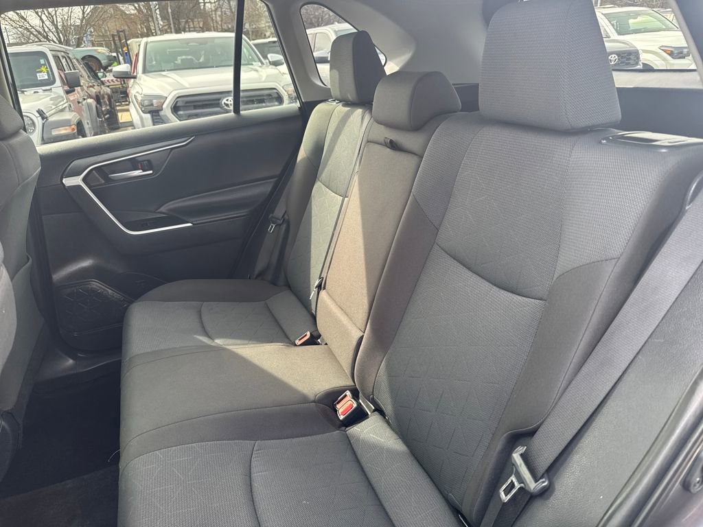 Used 2025 Toyota RAV4 XLE w/ Convenience Package image 34