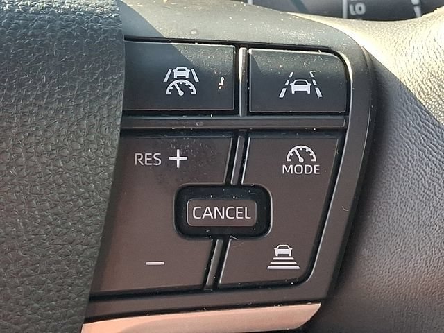 Used 2025 Toyota Camry SE FWD image 22