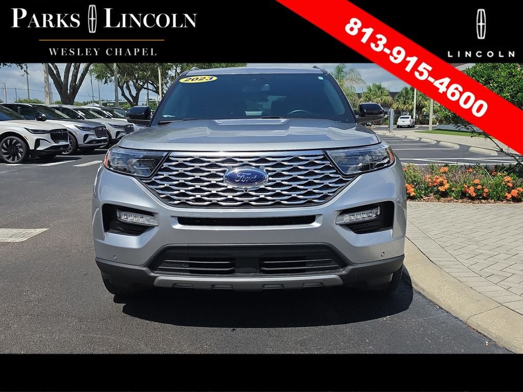 Used 2023 Ford Explorer Platinum w/ Technology Package AWD/4WD image 2