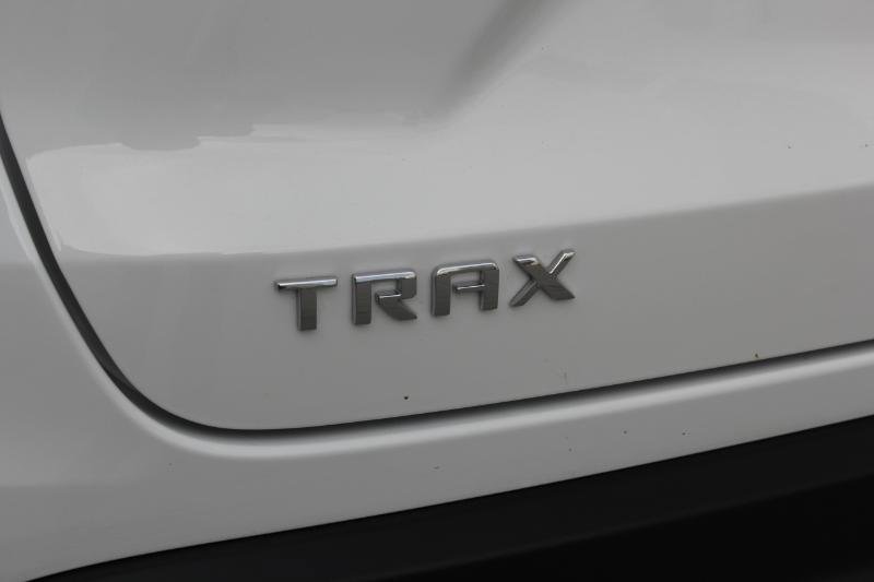 Used 2025 Chevrolet Trax LT image 25