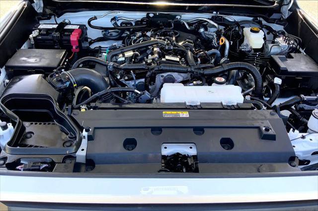 Certified 2026 Toyota Tacoma SR5 AWD/4WD image 31