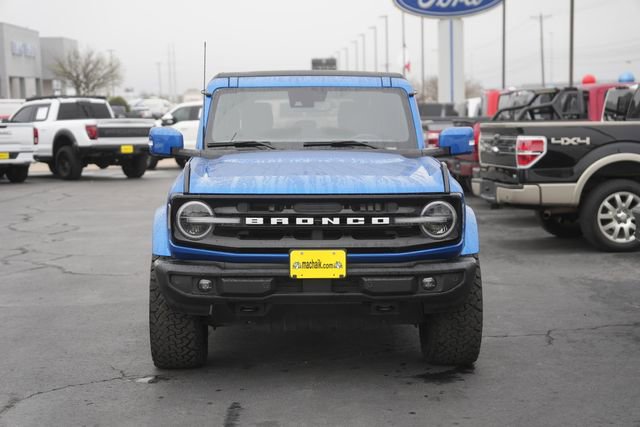 Used 2023 Ford Bronco Outer Banks image 3