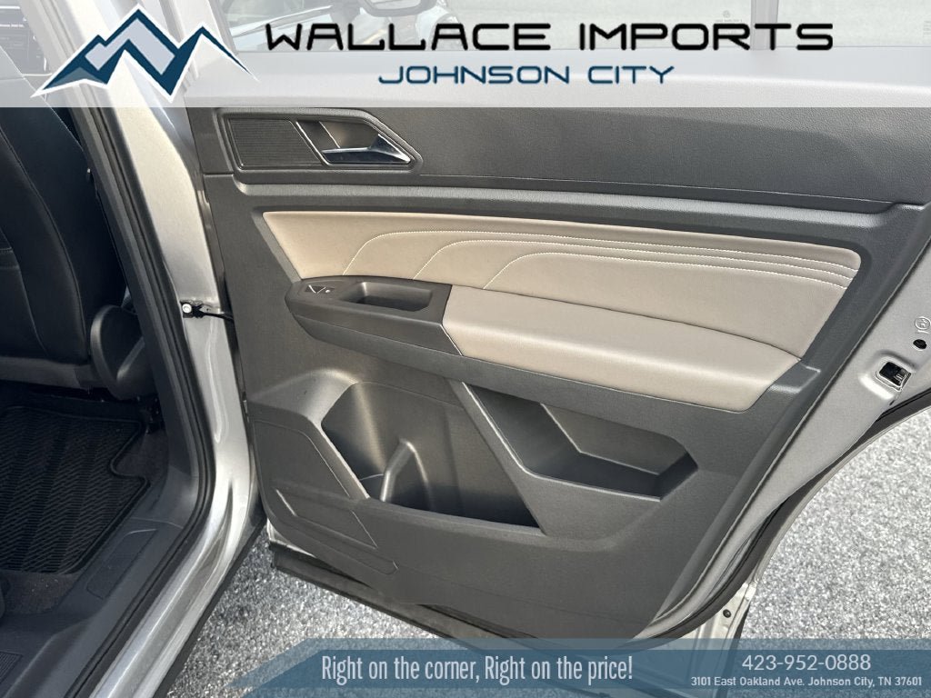 Used 2022 Volkswagen Atlas Cross Sport SEL AWD/4WD image 40