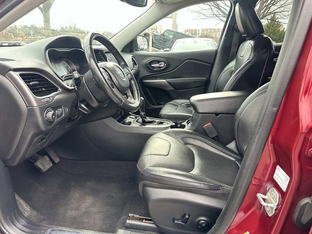 Used 2019 Jeep Cherokee Limited image 19