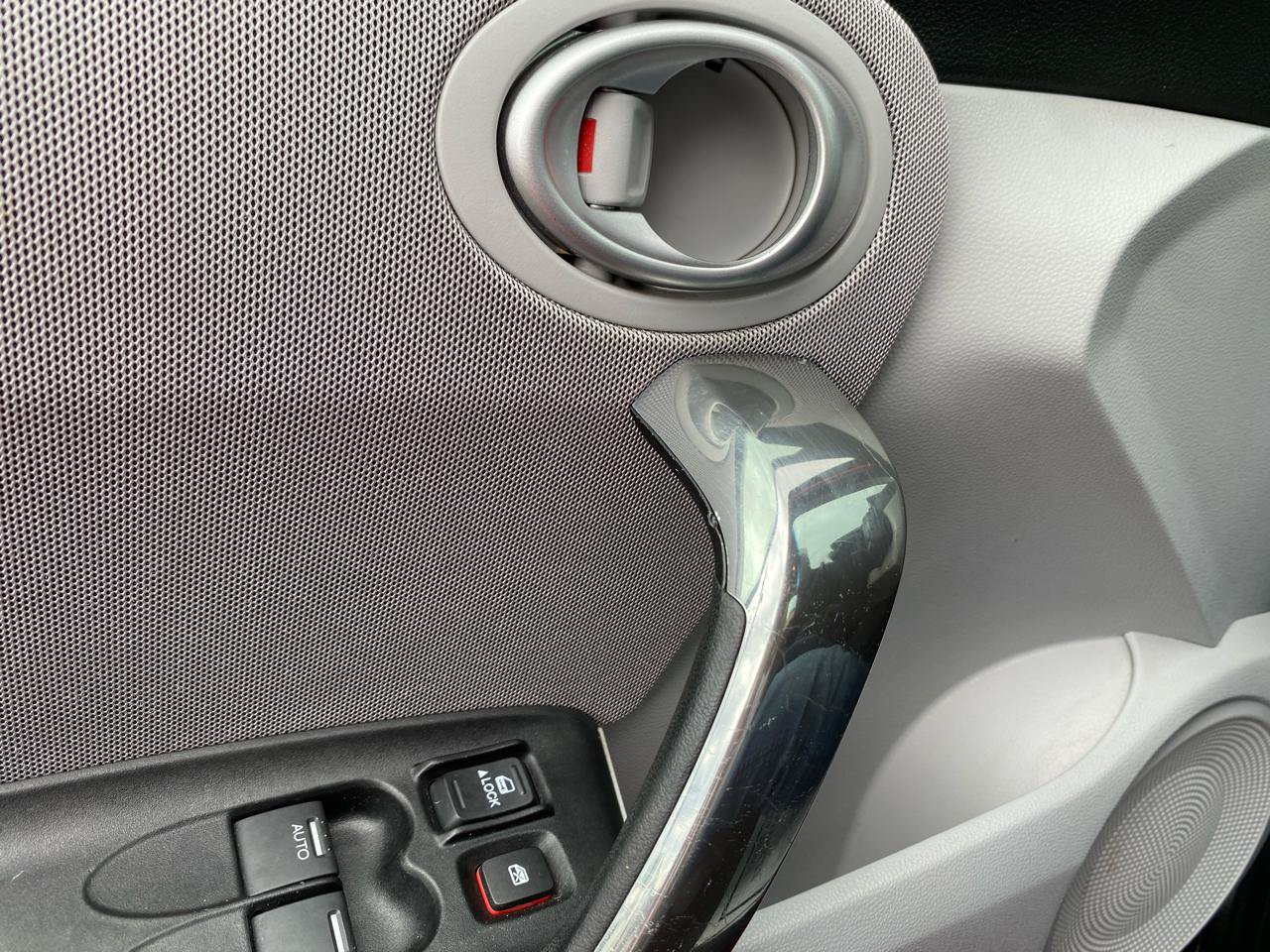 Used 2011 Honda CR-Z EX image 14