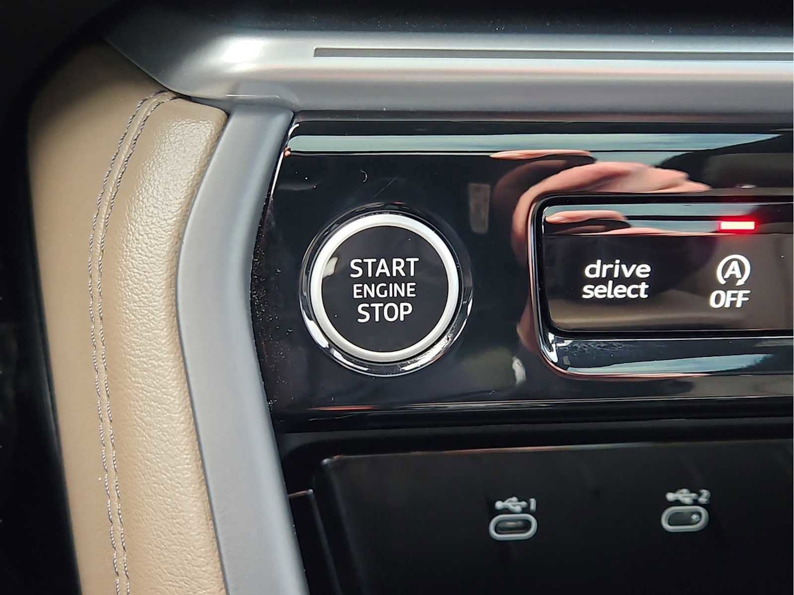 Certified 2025 Audi Q5 Premium w/ Convenience Package image 23