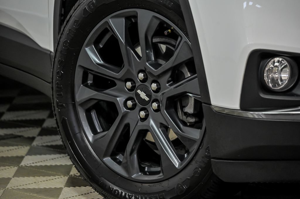 Used 2020 Chevrolet Traverse RS FWD image 3
