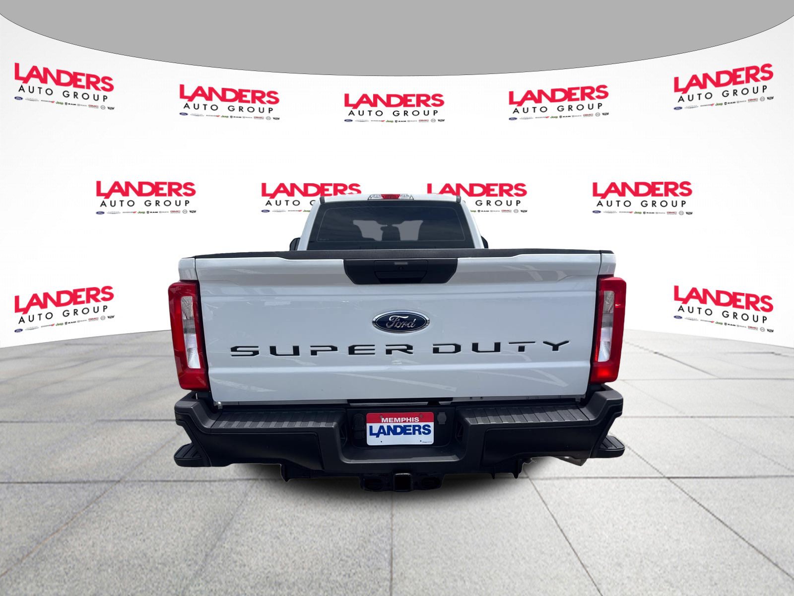 Used 2024 Ford F250 XL w/ Camper Package RWD image 4
