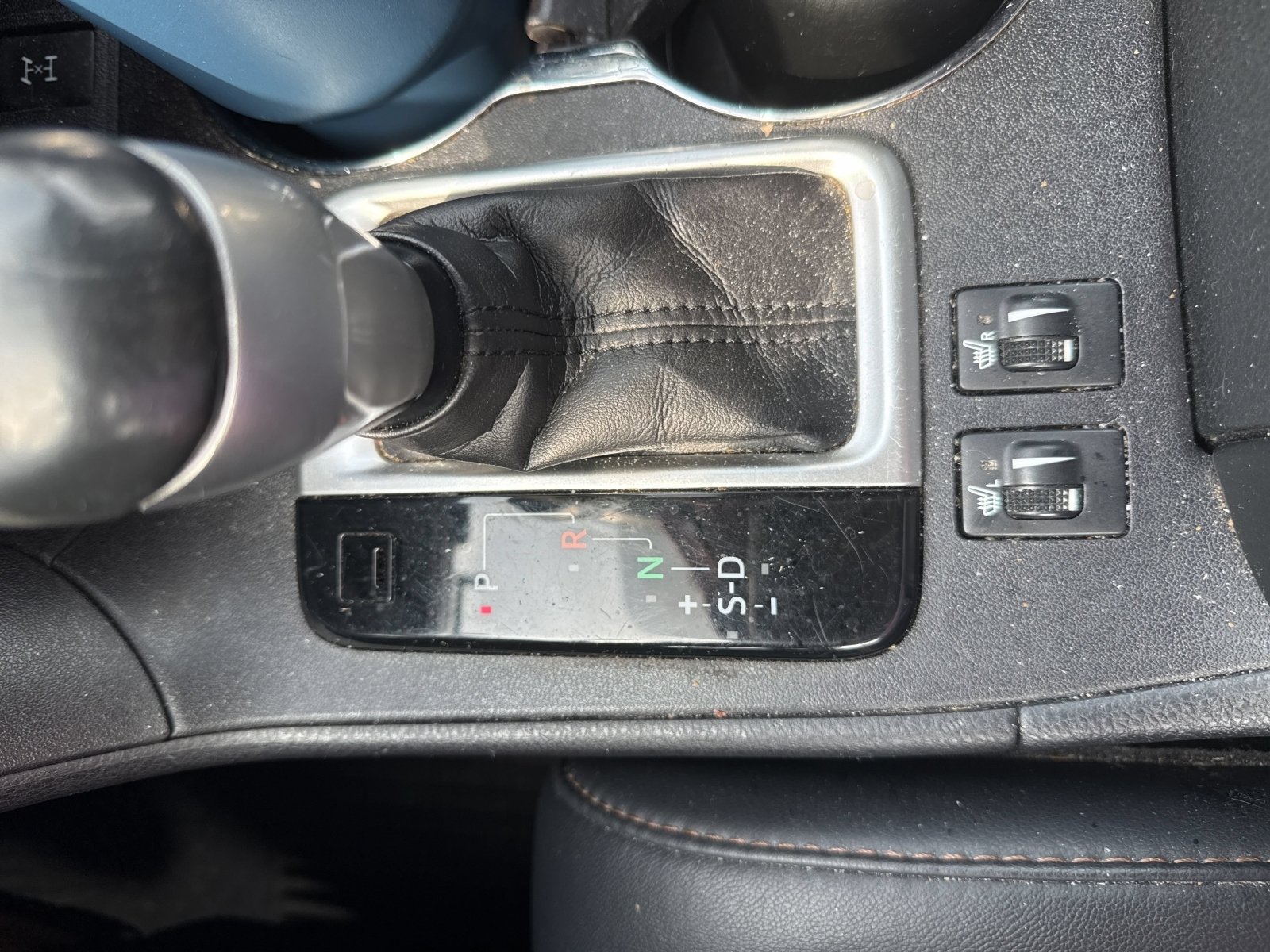 Used 2018 Toyota Highlander XLE AWD/4WD image 4