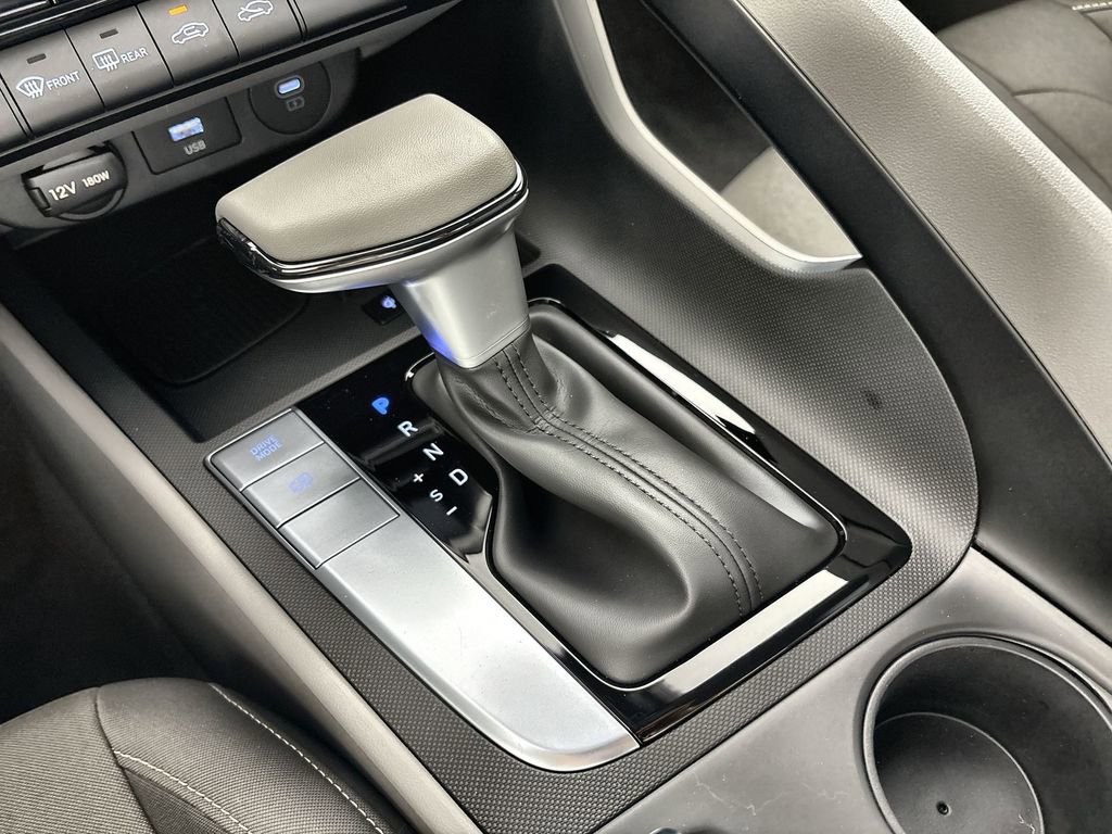 New 2026 Hyundai Elantra Sport FWD image 20