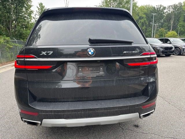 Used 2024 BMW X7 xDrive40i AWD/4WD image 6