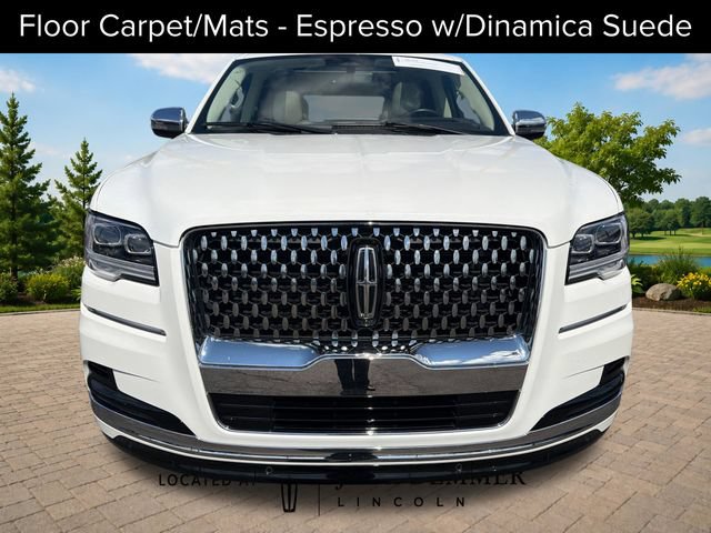 Used 2023 Lincoln Navigator Black Label AWD/4WD image 11