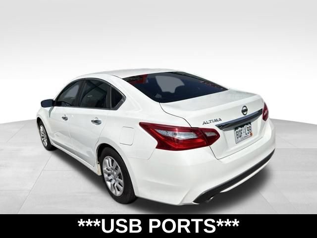 Used 2017 Nissan Altima 2.5 S FWD image 3