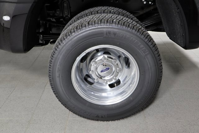 New 2026 Ford F350 XLT w/ 360-Degree Camera Package image 9