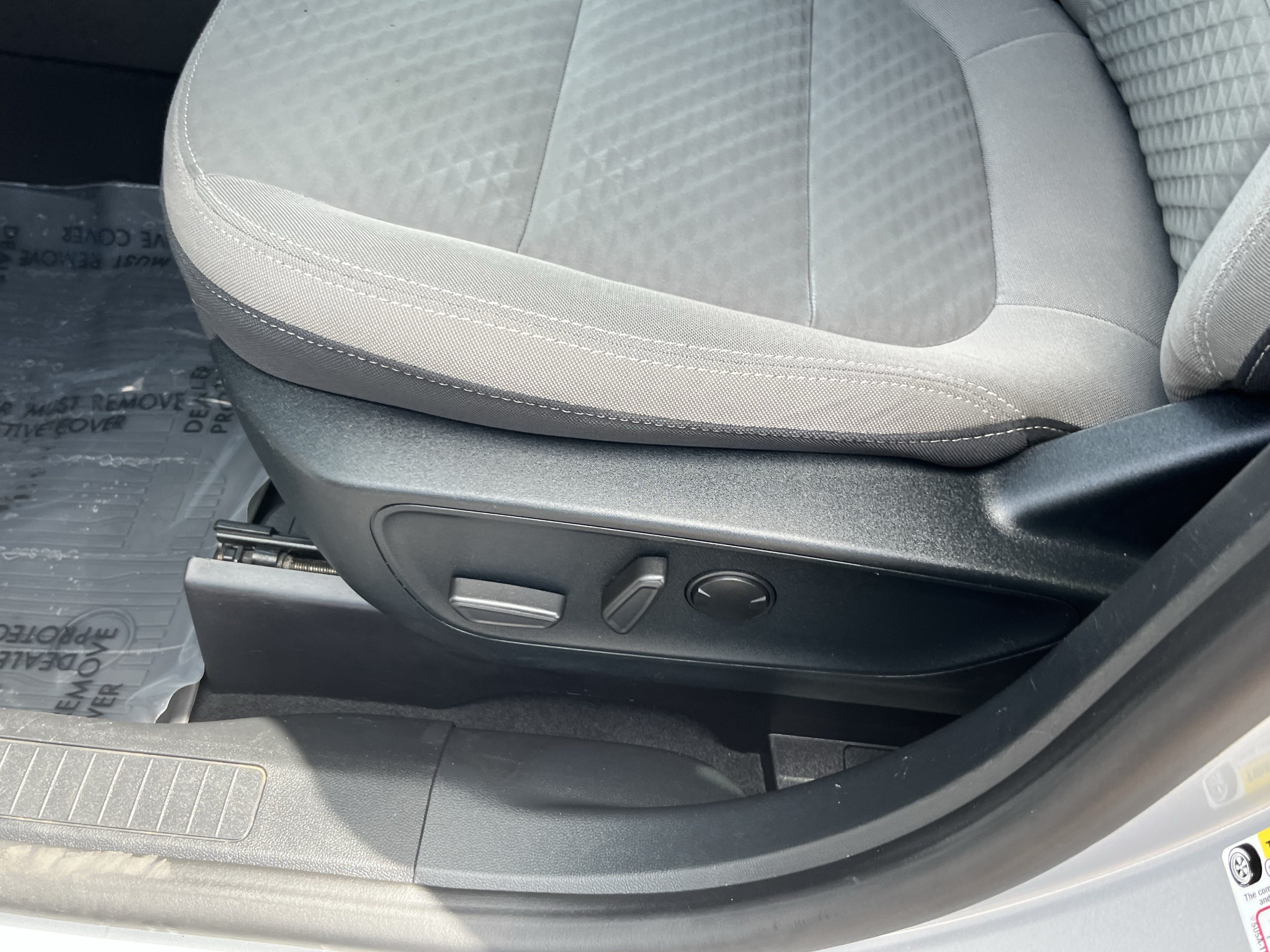 Used 2020 Ford Escape SE Sport AWD/4WD image 17