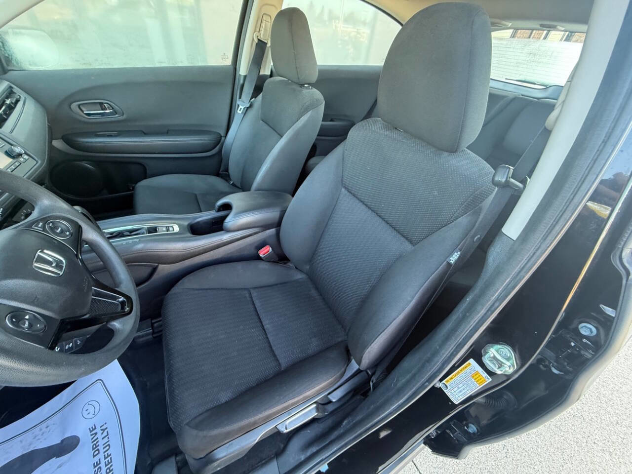 Used 2020 Honda HR-V LX image 11