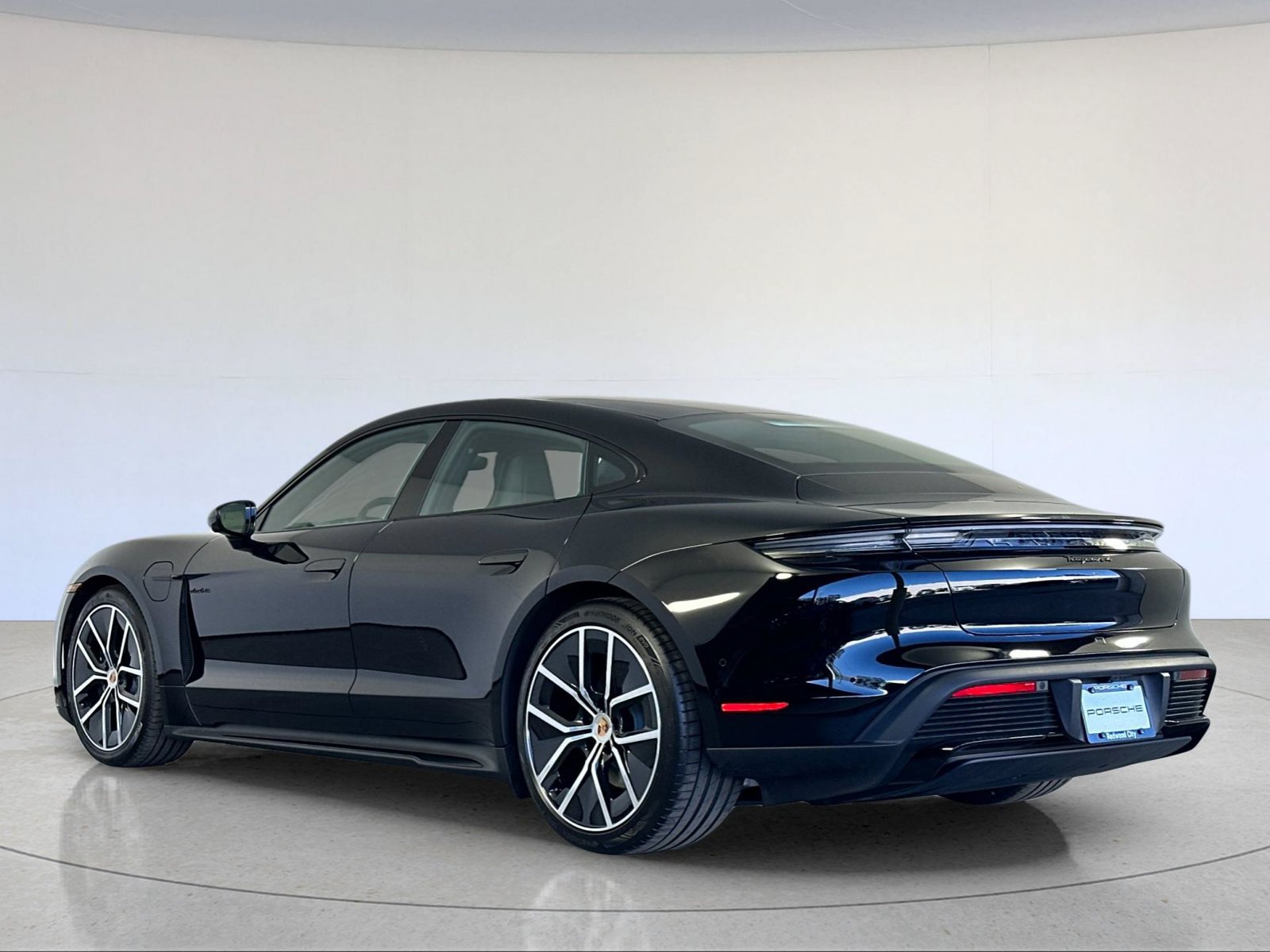 New 2026 Porsche Taycan AWD/4WD image 3