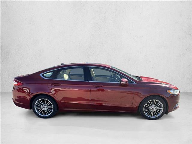 Used 2014 Ford Fusion SE w/ Equipment Group 202A FWD image 7