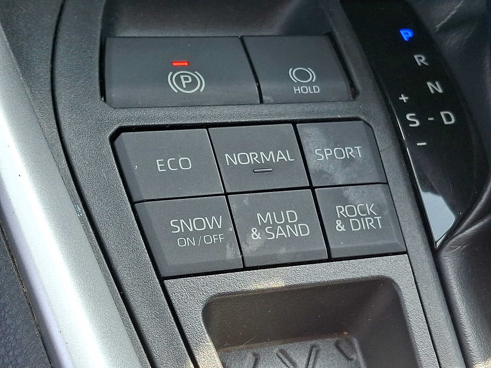 Used 2019 Toyota RAV4 XLE w/ All Weather Liner Package AWD/4WD image 20