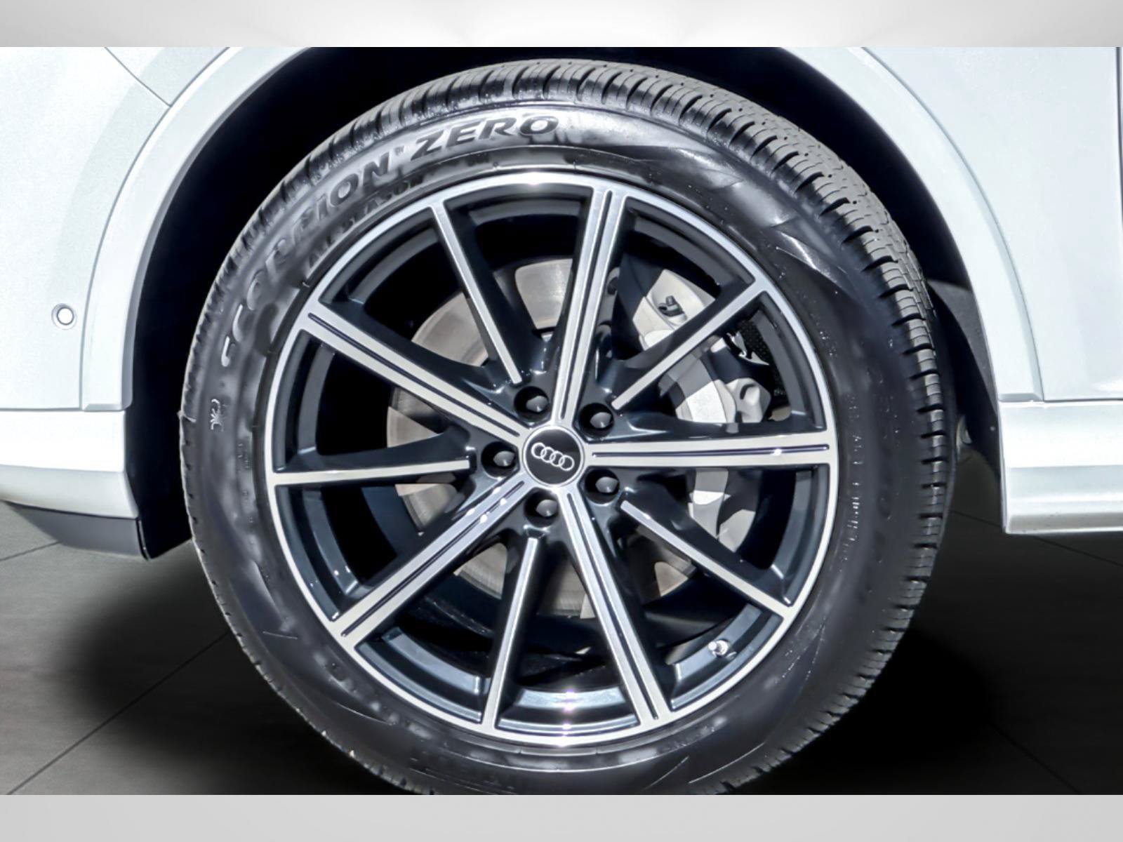 Certified 2026 Audi Q7 2.0T Premium Plus AWD/4WD image 26
