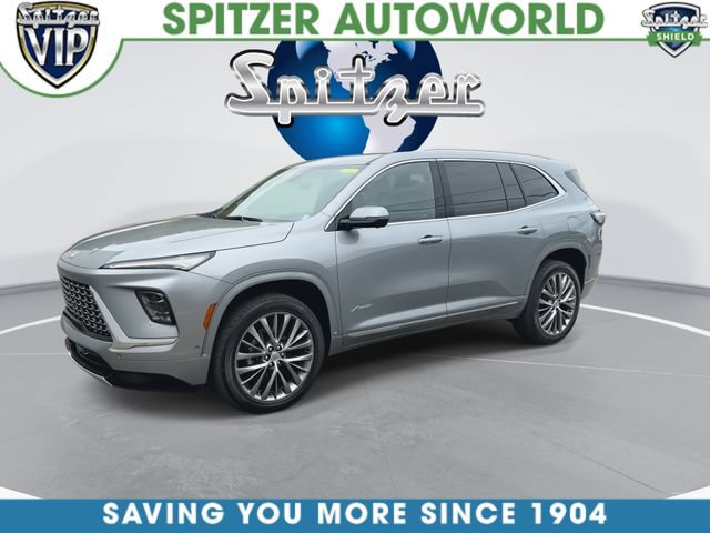 Used 2025 Buick Enclave Avenir AWD/4WD image 4
