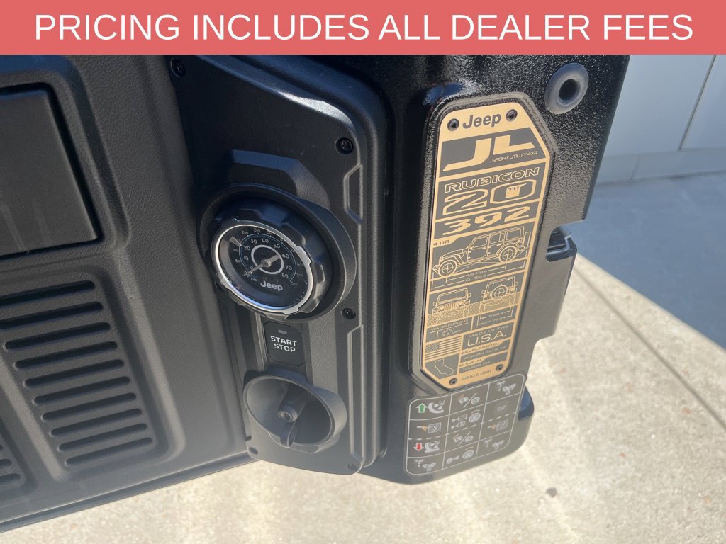 Used 2023 Jeep Wrangler Unlimited Rubicon 392 AWD/4WD image 10